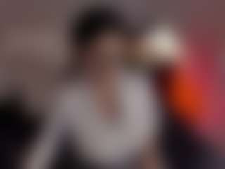 Evaa's Live Sex Cam Show