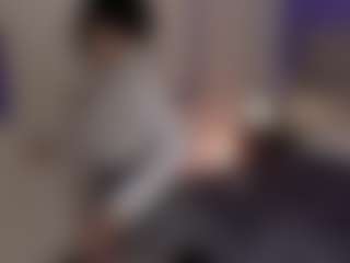 Evaa's Live Sex Cam Show