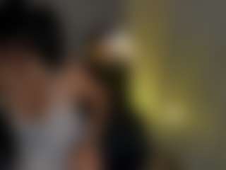 Evaa's Live Sex Cam Show