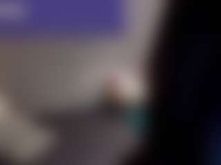 Live cam show with Evaa - Squirt on friskycurves.com
