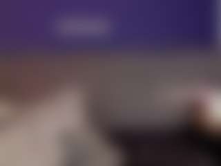 Live cam show with Evaa - Nipple Play on hrnylive.com