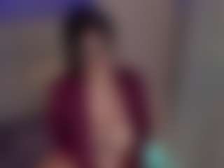 Evaa's Live Sex Cam Show
