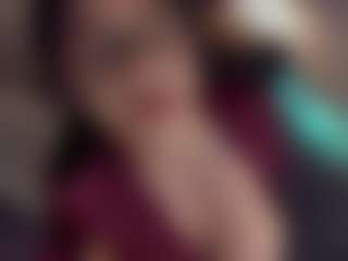 Evaa's Live Sex Cam Show