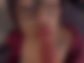 Evaa's Live Sex Cam Show