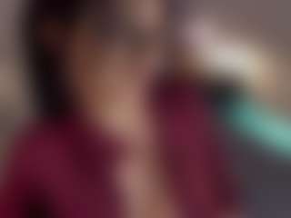 Live cam show with Evaa - Erotic on milfzrlive.com
