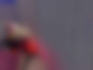 Evaa's Live Sex Cam Show