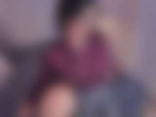 Live cam show with Evaa - Nipple Play on SxyPornLive