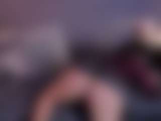 Evaa's Live Sex Cam Show