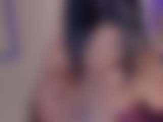 Live cam show with Evaa - Cute on Milfs Live