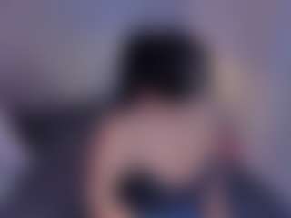Evaa's Live Sex Cam Show