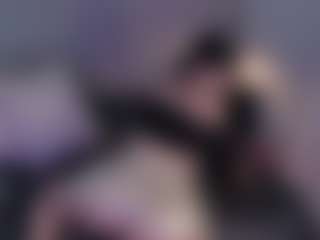 Live cam show with Evaa - Flash on Uber Horny