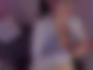 Evaa's Live Sex Cam Show