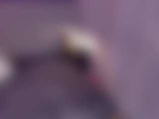 Evaa's Live Sex Cam Show