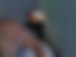 Evaa's Live Sex Cam Show