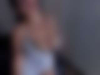 Evaa's Live Sex Cam Show