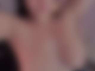 Evaa's Live Sex Cam Show