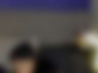 Evaa's Live Sex Cam Show