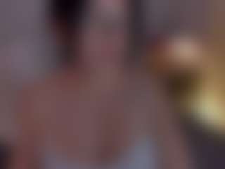 Live cam show with Evaa - Butt Plug on Camsoda