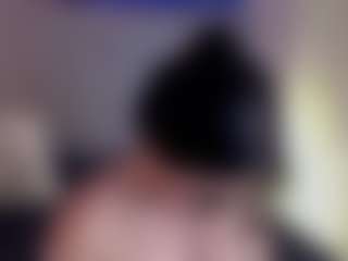 Evaa's Live Sex Cam Show