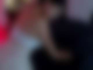 Evaa's Live Sex Cam Show
