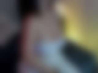 Evaa's Live Sex Cam Show