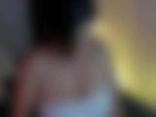Live cam show with Evaa - Fullynaked on Chatstar