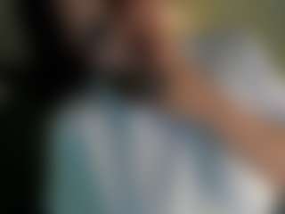 Evaa's Live Sex Cam Show