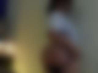 Evaa's Live Sex Cam Show
