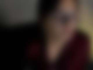 Live cam show with Evaa - Playdildo on friskycurves.com