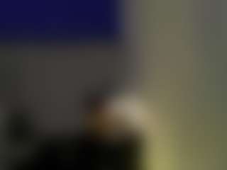 Evaa's Live Sex Cam Show