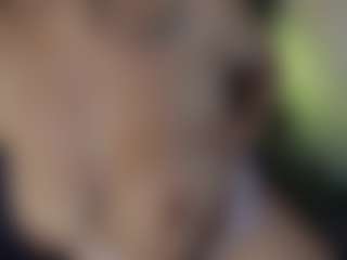 Evaa's Live Sex Cam Show