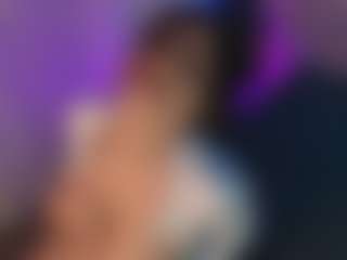 Live cam show with Evaa - BBW Squirt on ObeyMaria