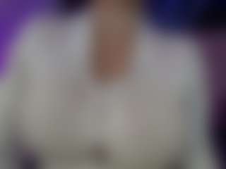Evaa's Live Sex Cam Show