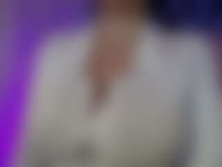 Evaa's Live Sex Cam Show