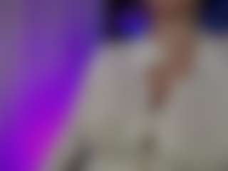 Evaa's Live Sex Cam Show