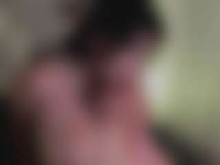 Evaa's Live Sex Cam Show