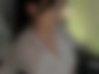 Evaa's Live Sex Cam Show