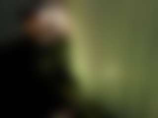 Evaa's Live Sex Cam Show