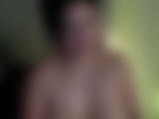 Evaa's Live Sex Cam Show
