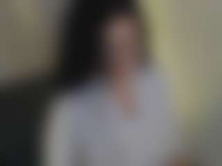 Evaa's Live Sex Cam Show