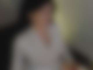 Evaa's Live Sex Cam Show