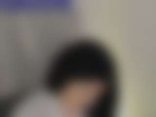 Evaa's Live Sex Cam Show