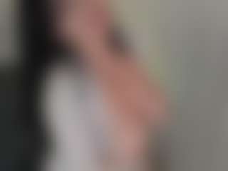 Evaa's Live Sex Cam Show