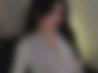 Evaa's Live Sex Cam Show
