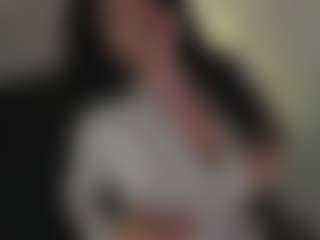 Evaa's Live Sex Cam Show