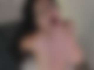 Live cam show with Evaa - Cum In Pussy on Camsoda