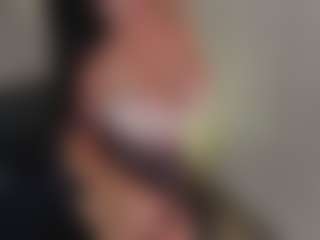 Evaa's Live Sex Cam Show