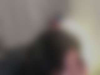 Evaa's Live Sex Cam Show
