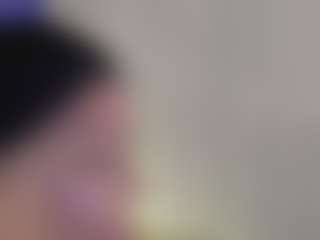 Evaa's Live Sex Cam Show