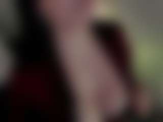Evaa's Live Sex Cam Show